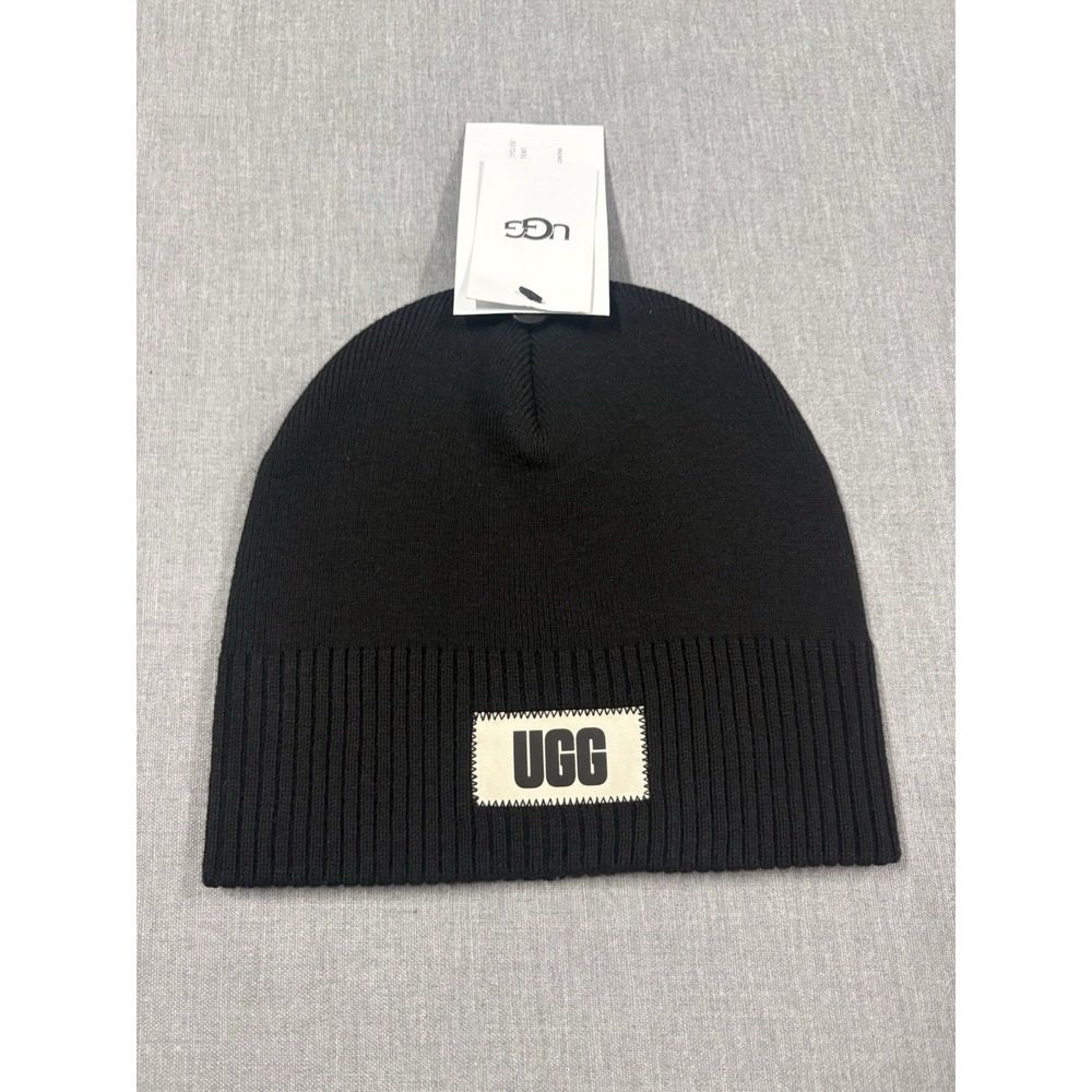NWT UGG Lightweight Beanie One Size Black Knit Cuffed Acrylic Wool